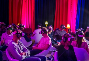 VR Kino 300x207 - VRrückte neue Welt