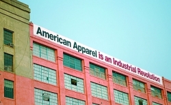 americanapparel Fabrik 250x154 - American Apparel: Übernahme durch Gildan?